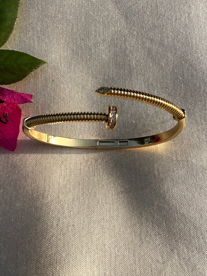 NAIL BRACELET