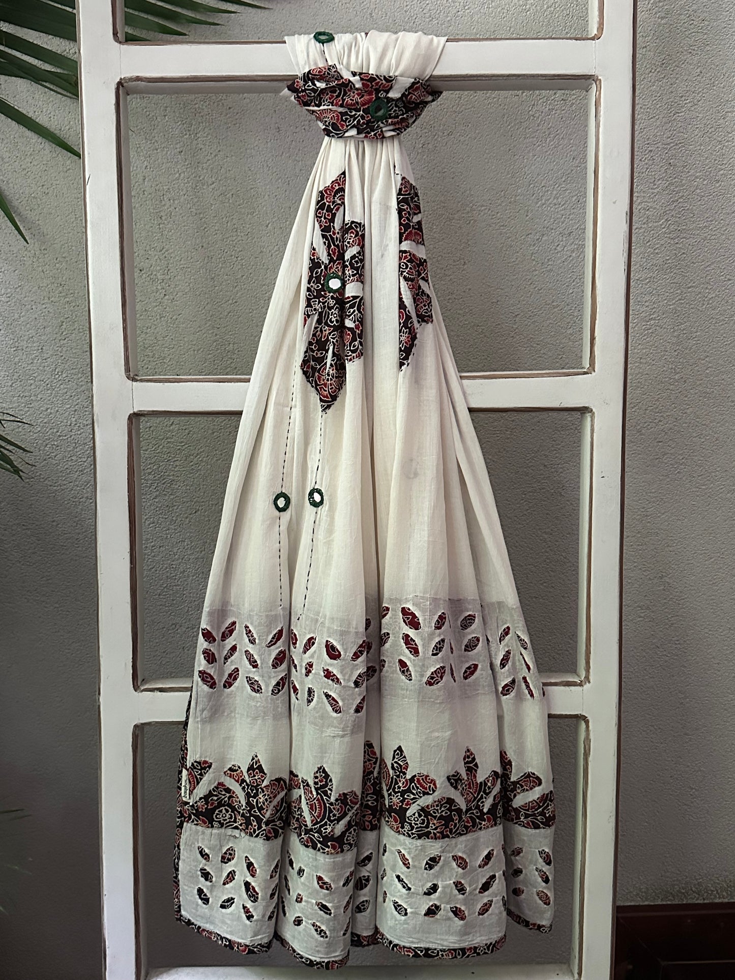 RUPA  APPLIQUE  DUPATTA