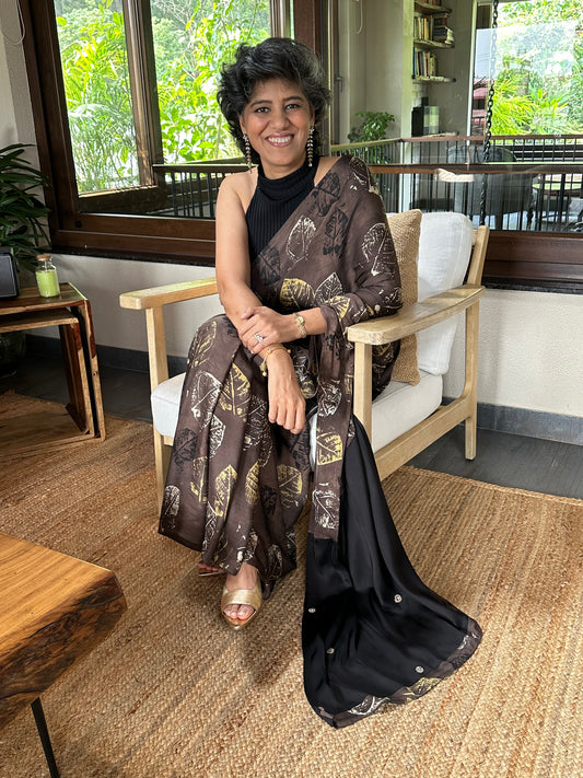 REKHA  MODAL  SARI