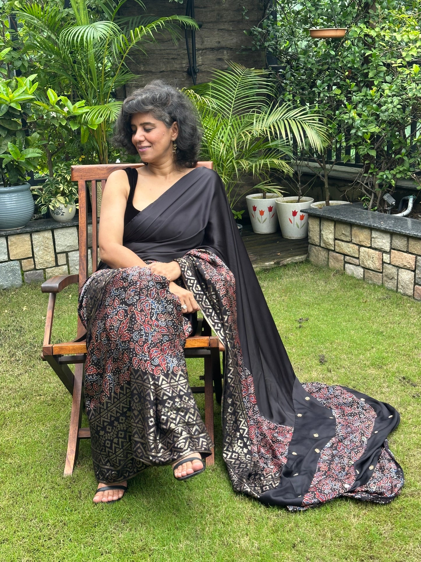 DURGA  MODAL  SARI