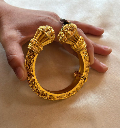 VARSHA BANGLES