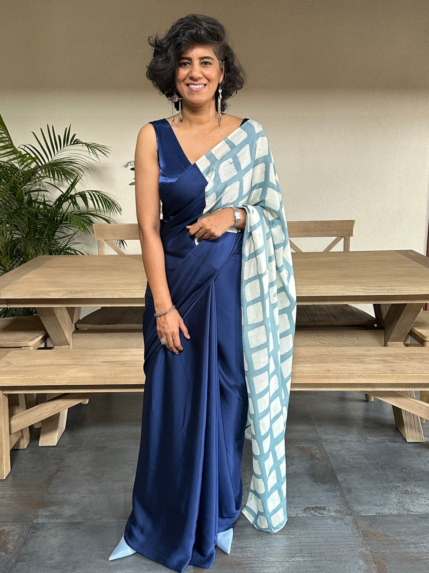 SARITA  MODAL  SARI