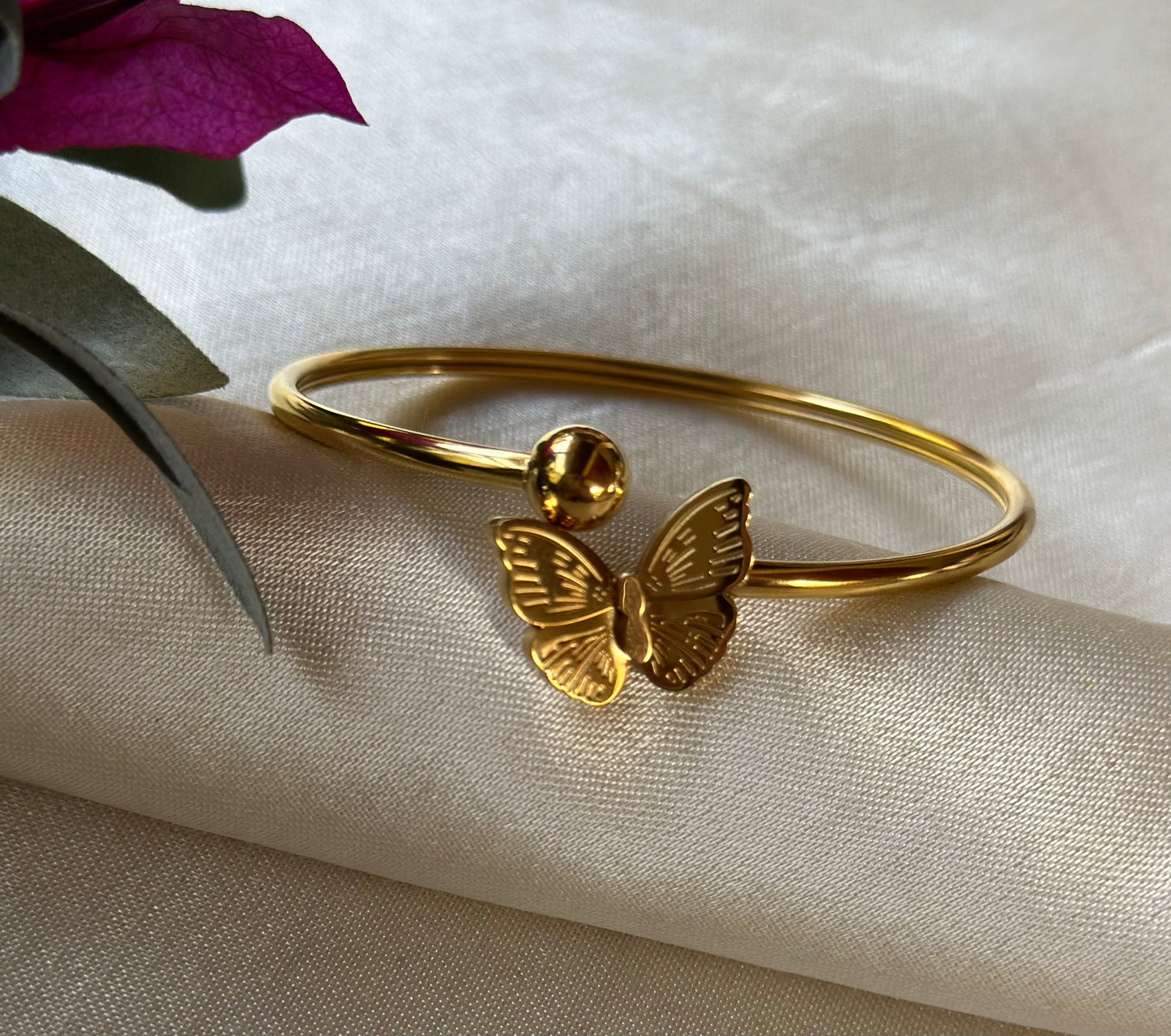 BUTTERFLY BRACELET