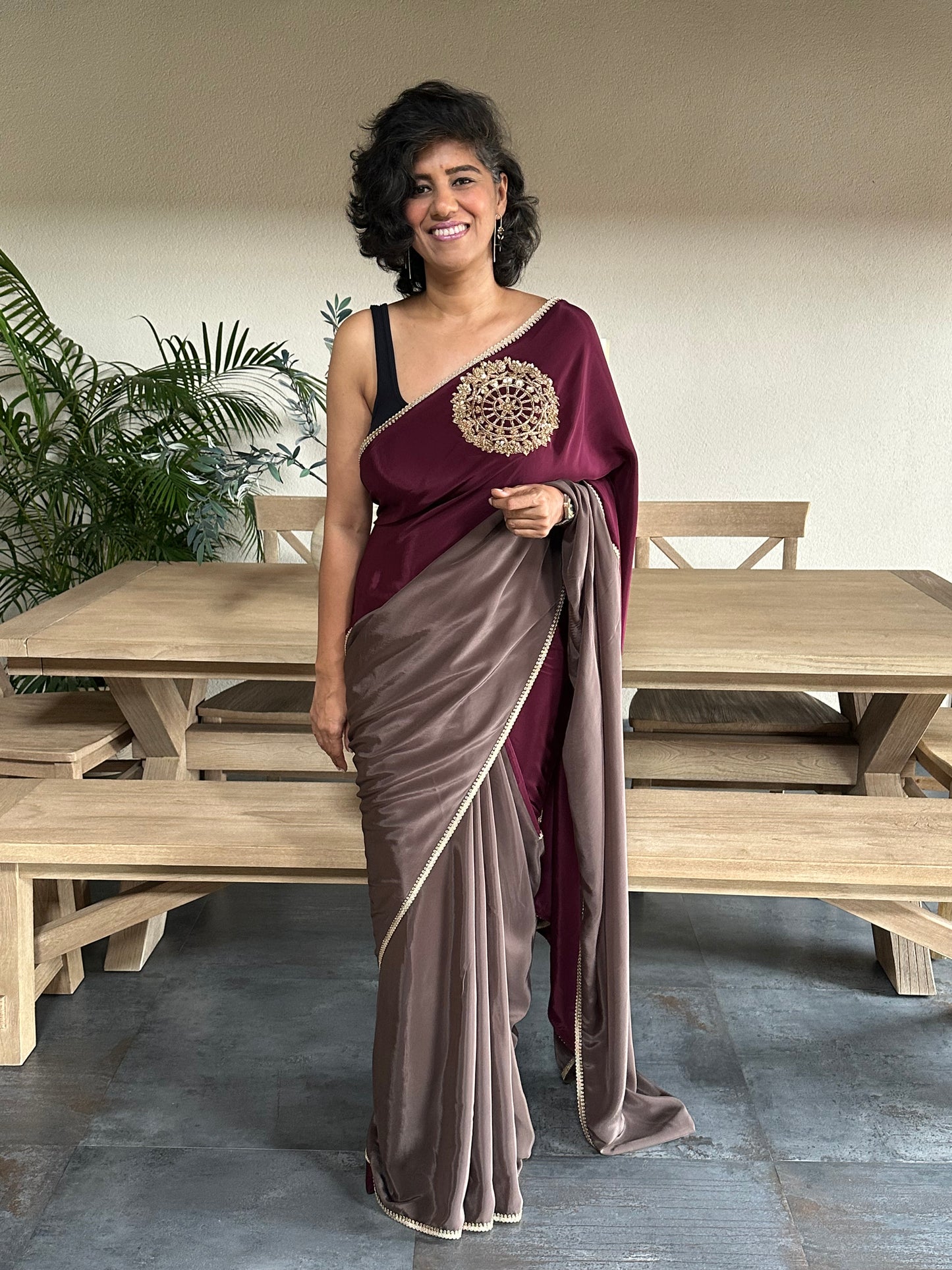 STAY WILD - BURGUNDY BROOCH SARI