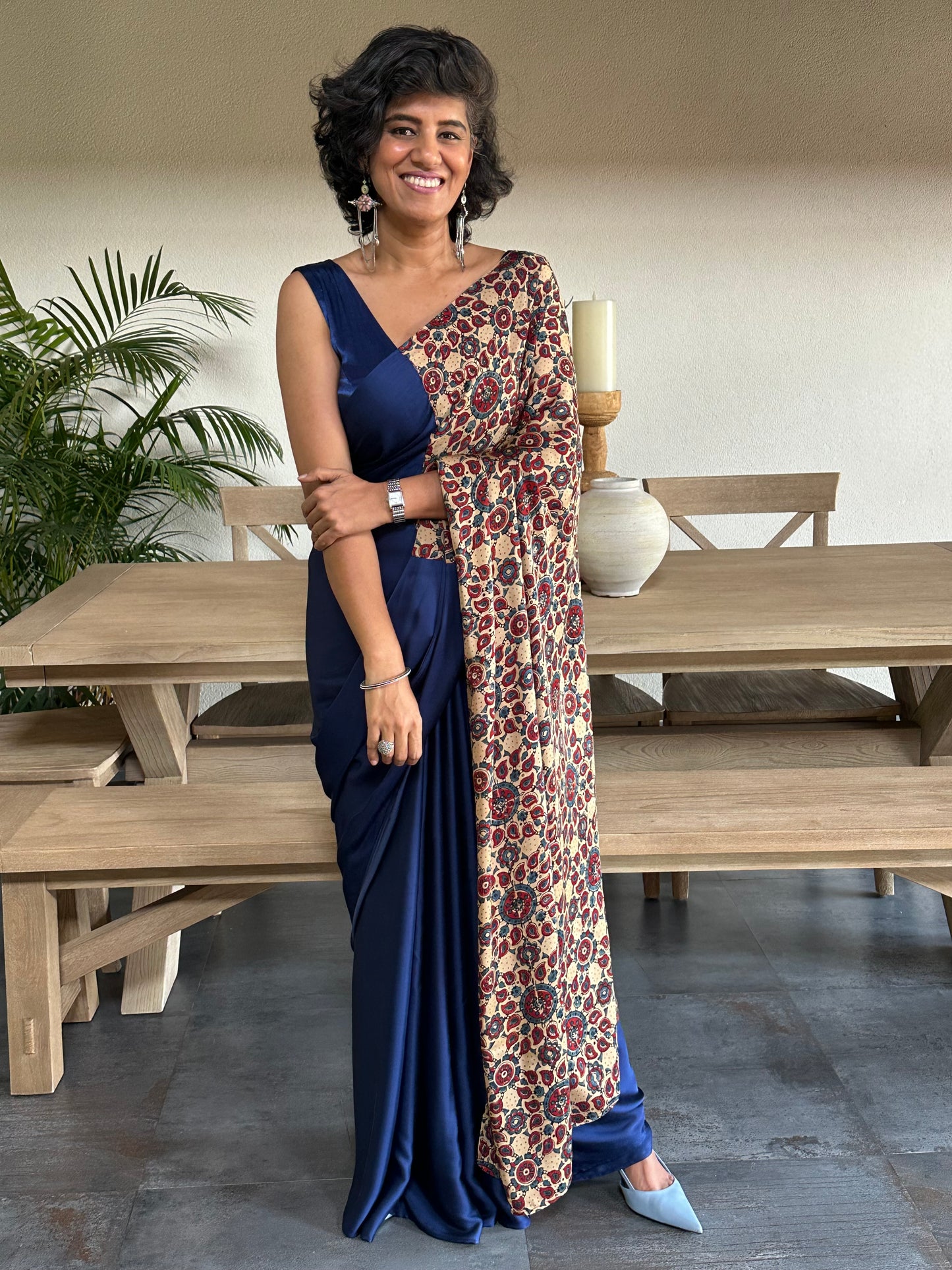 JAYA  MODAL  SARI