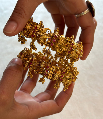 KIRTI BANGLES
