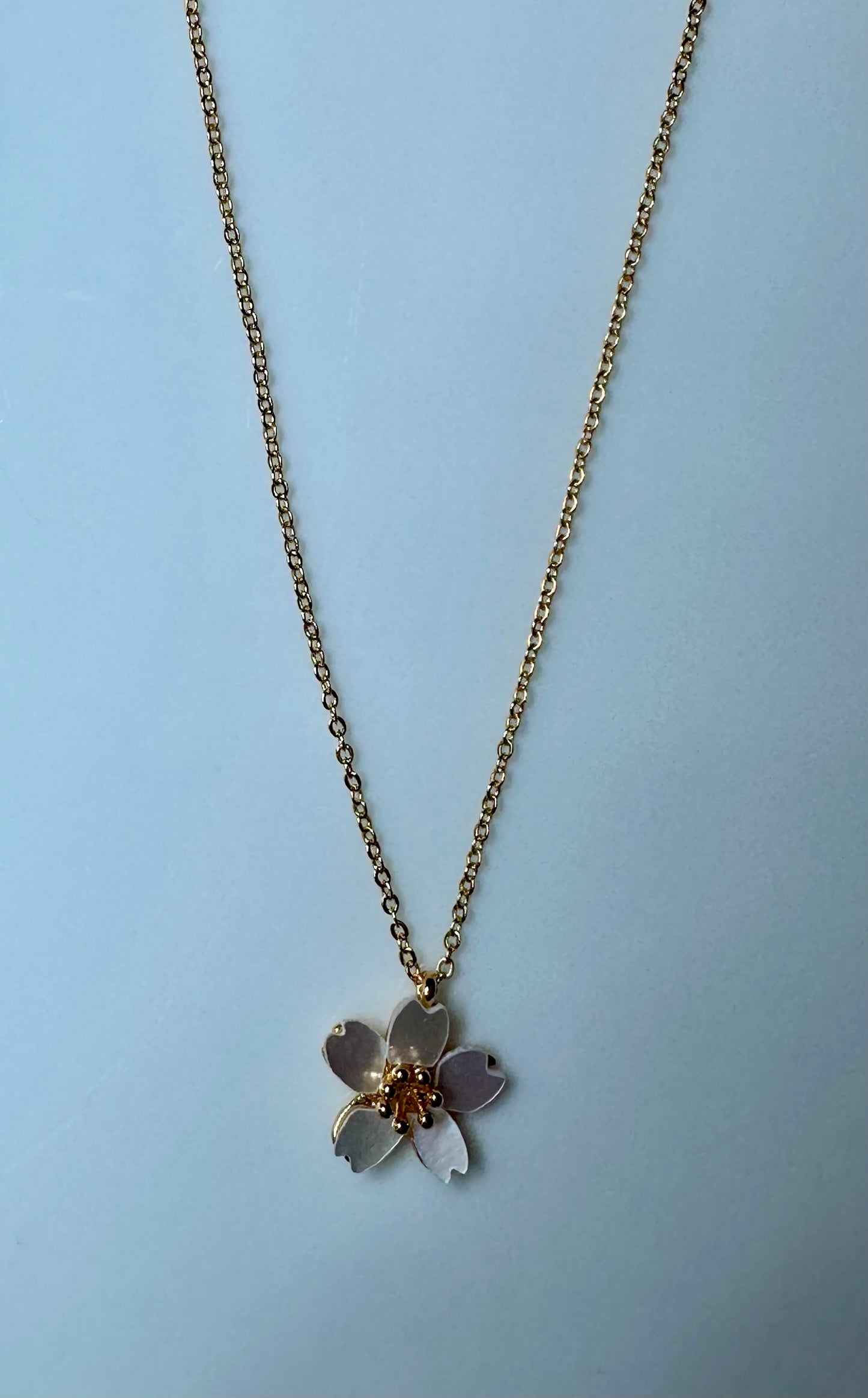 TAARINI PENDANT SET