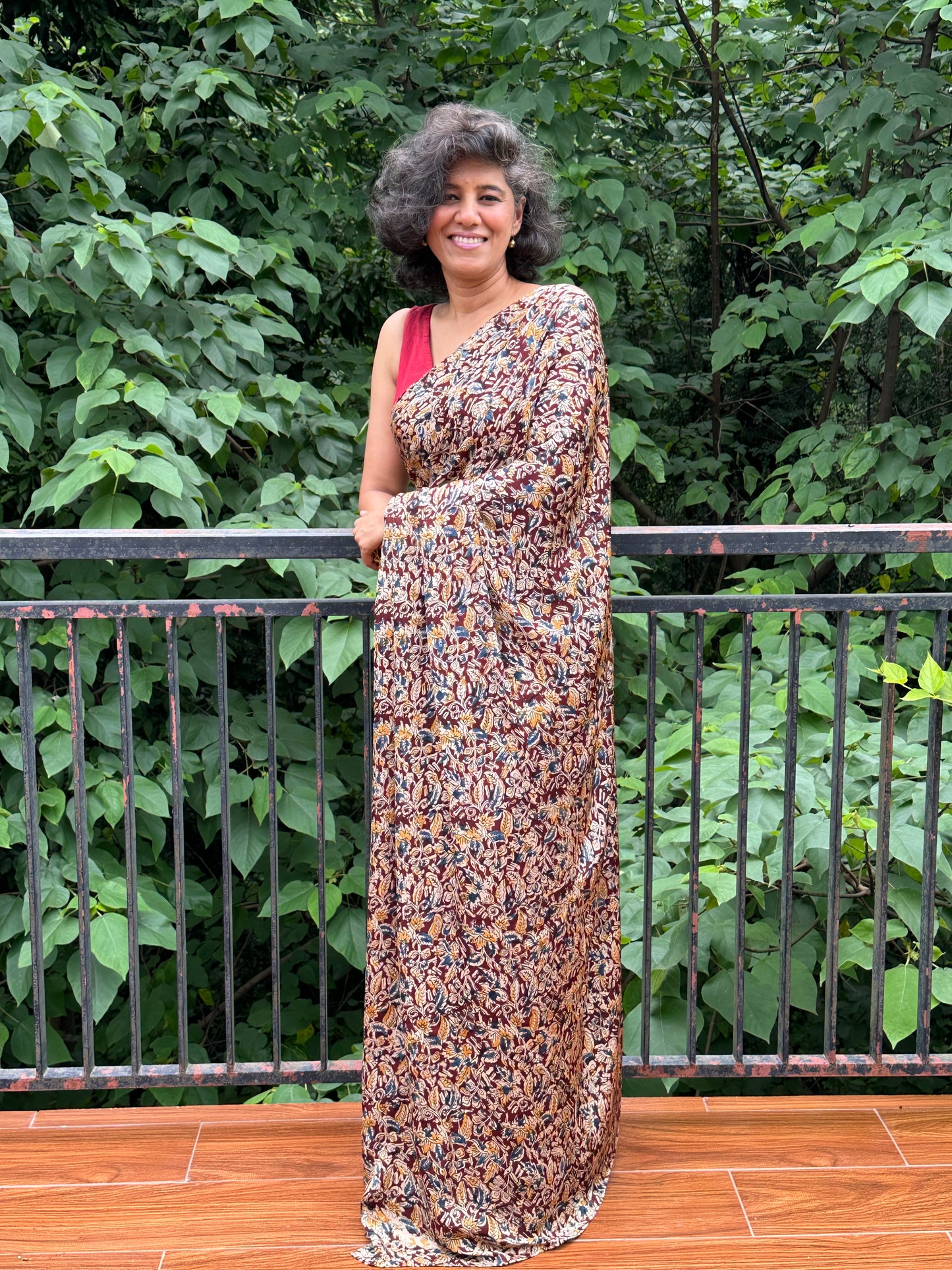 RAKHI MODAL SARI