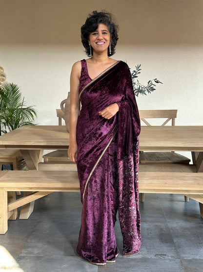KAMKHYA   VELVET  SARI