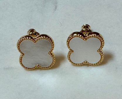 YUGITA PENDANT SET