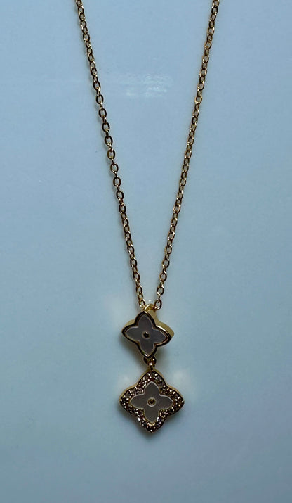 VANI PENDANT SET