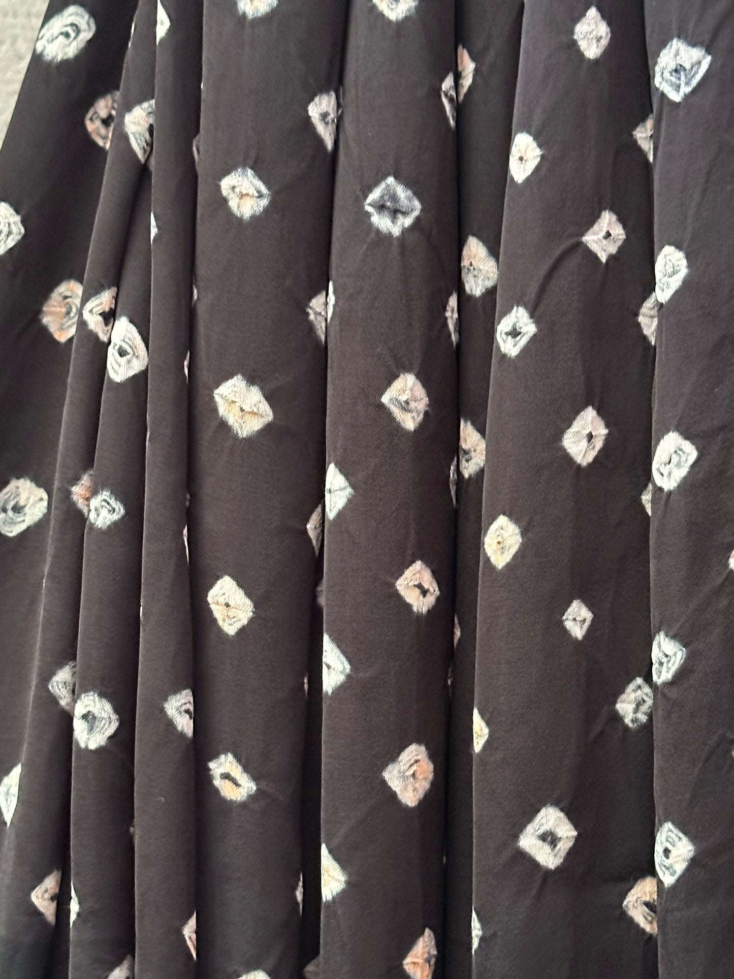 ARCHANA  BANDHANI  MODAL  DUPATTA