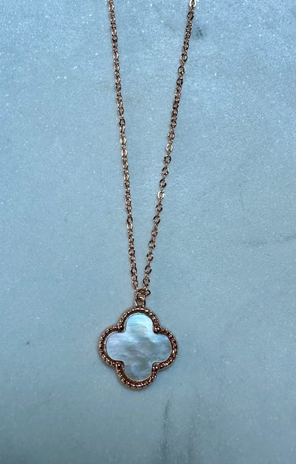 YUGITA PENDANT SET