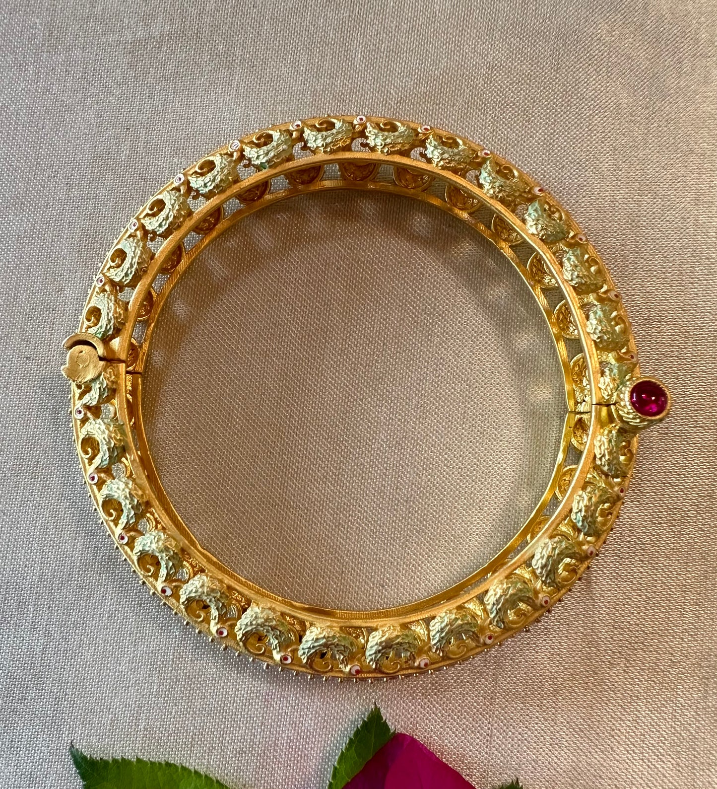 NAVYA BANGLES