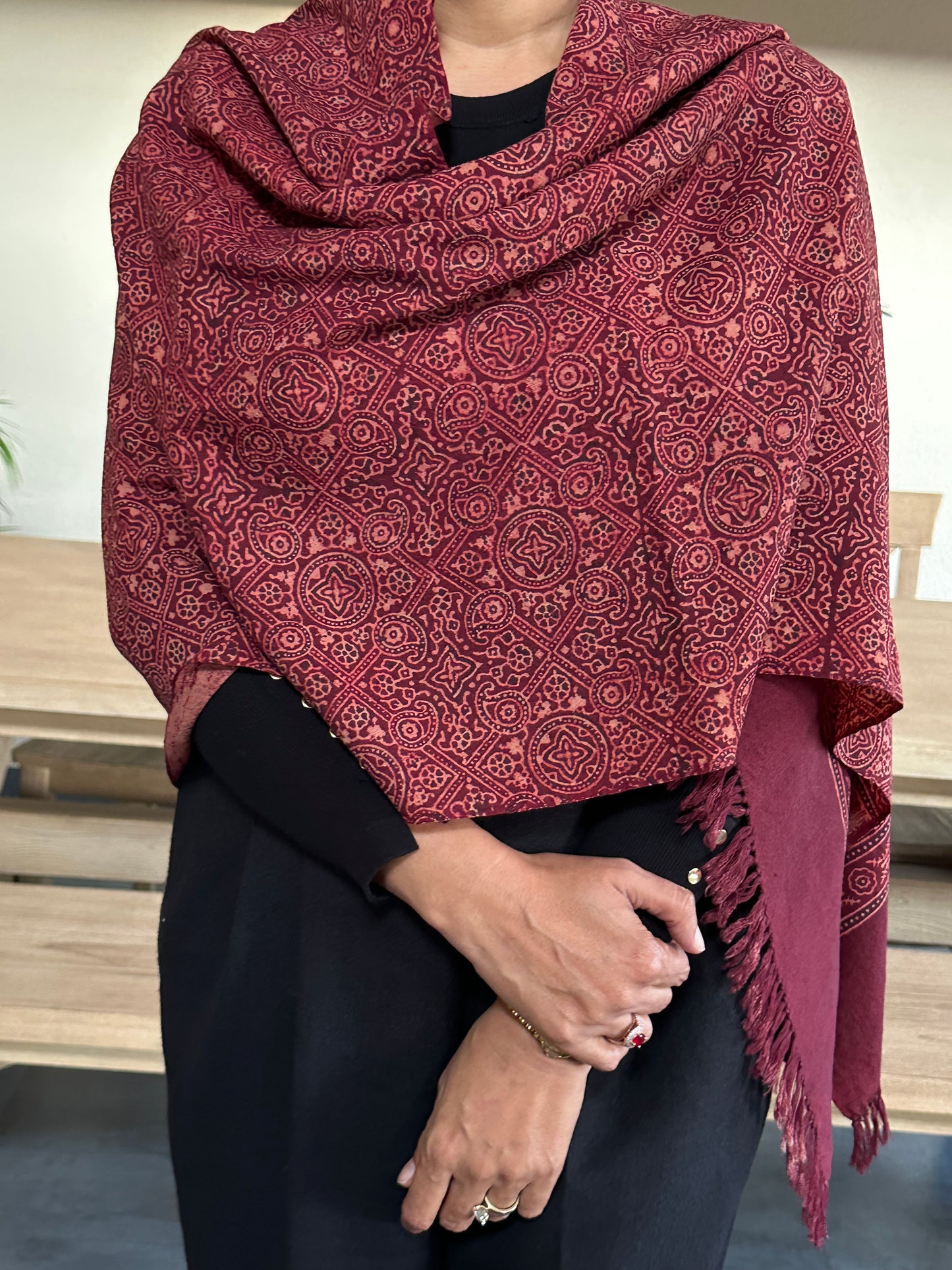 VIBHASU  COTTON  LINEN  STOLE