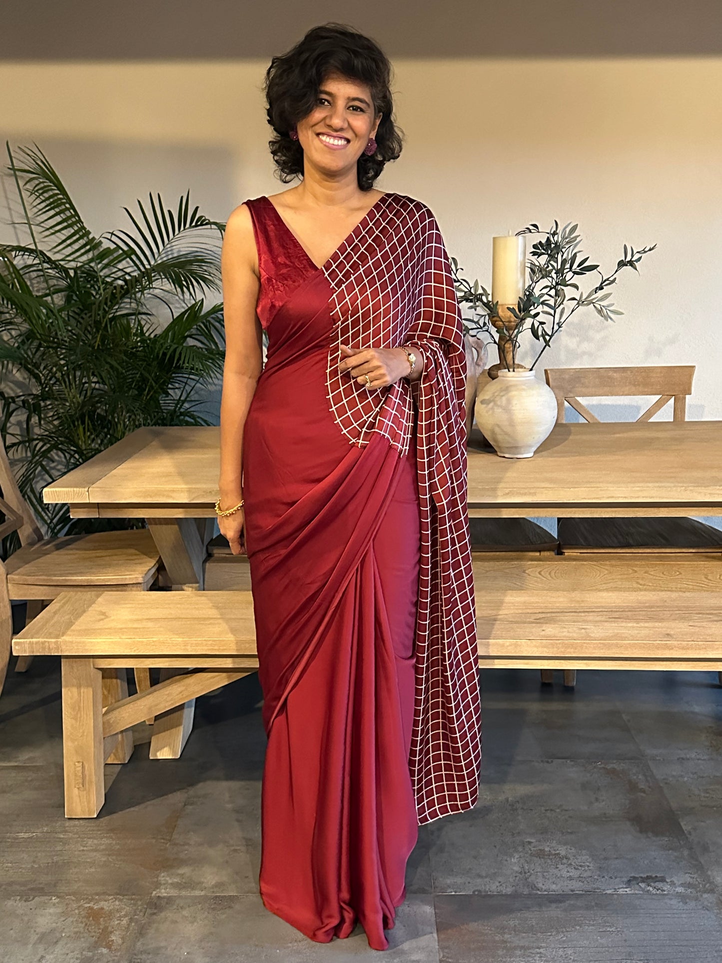 KAIRAVI  MODAL  SARI
