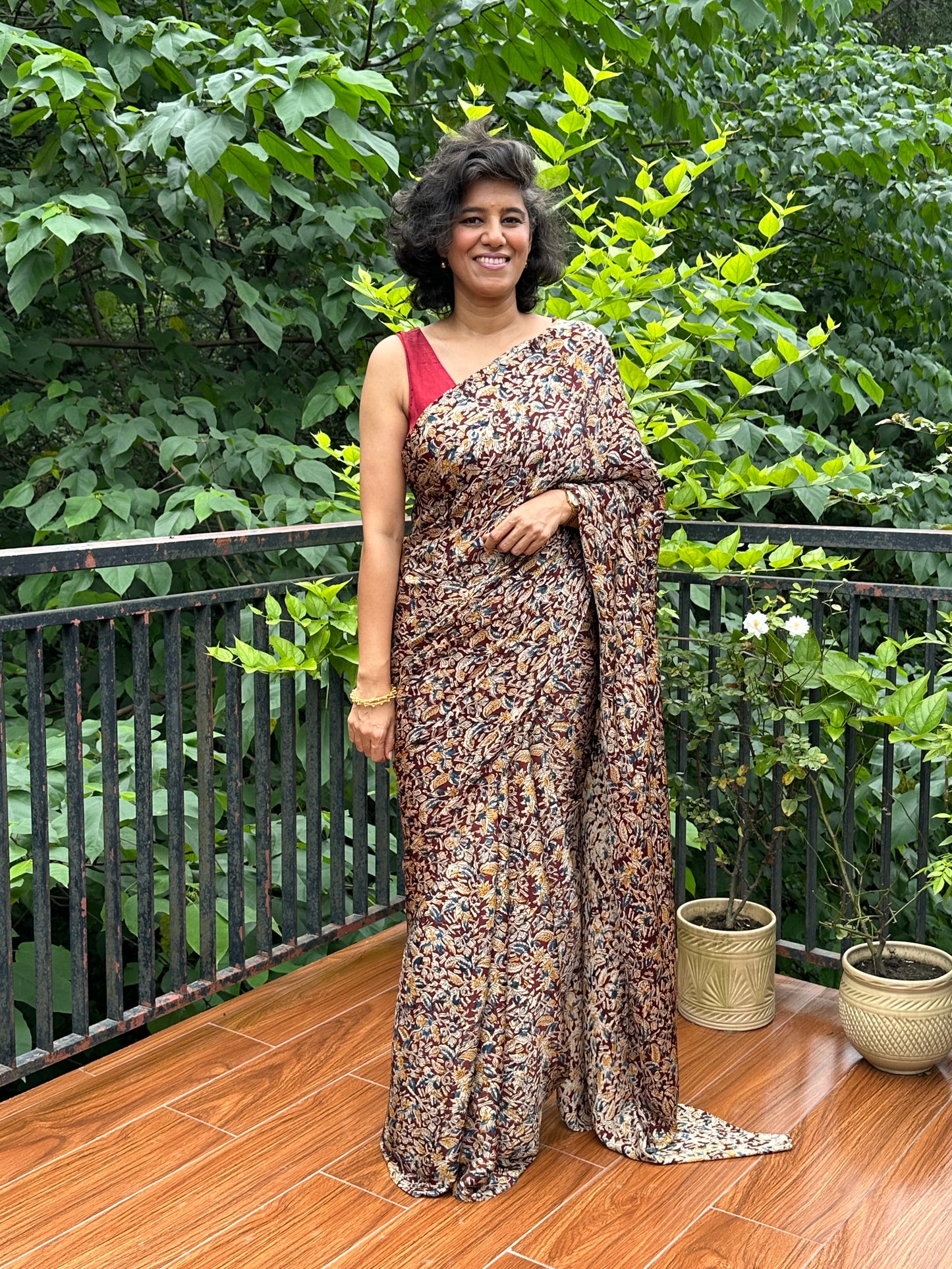 RAKHI MODAL SARI