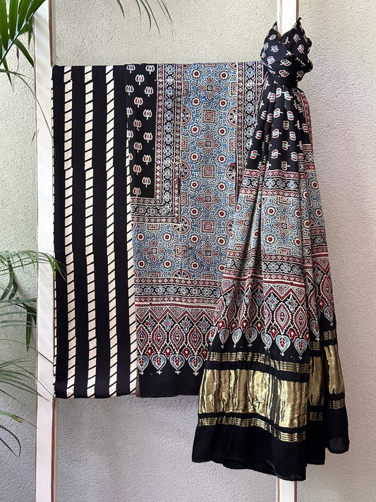 KRIYAM  AJRAKH  MODAL  SUIT