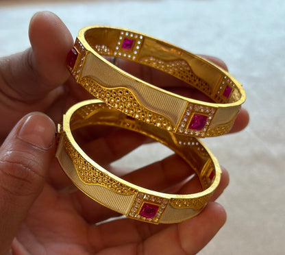 NURA BANGLES
