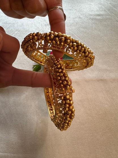 CHARVI BANGLES