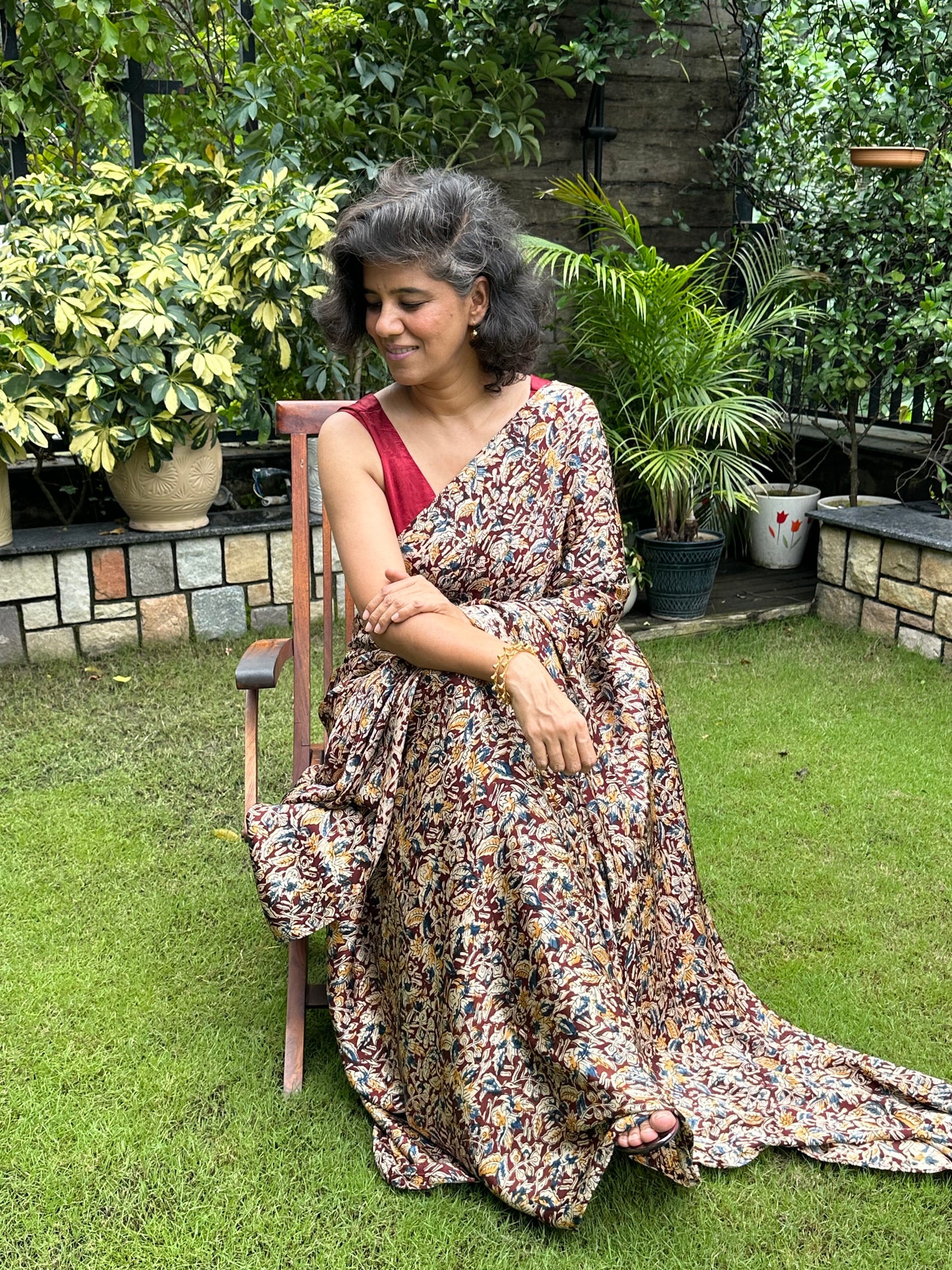 RAKHI MODAL SARI