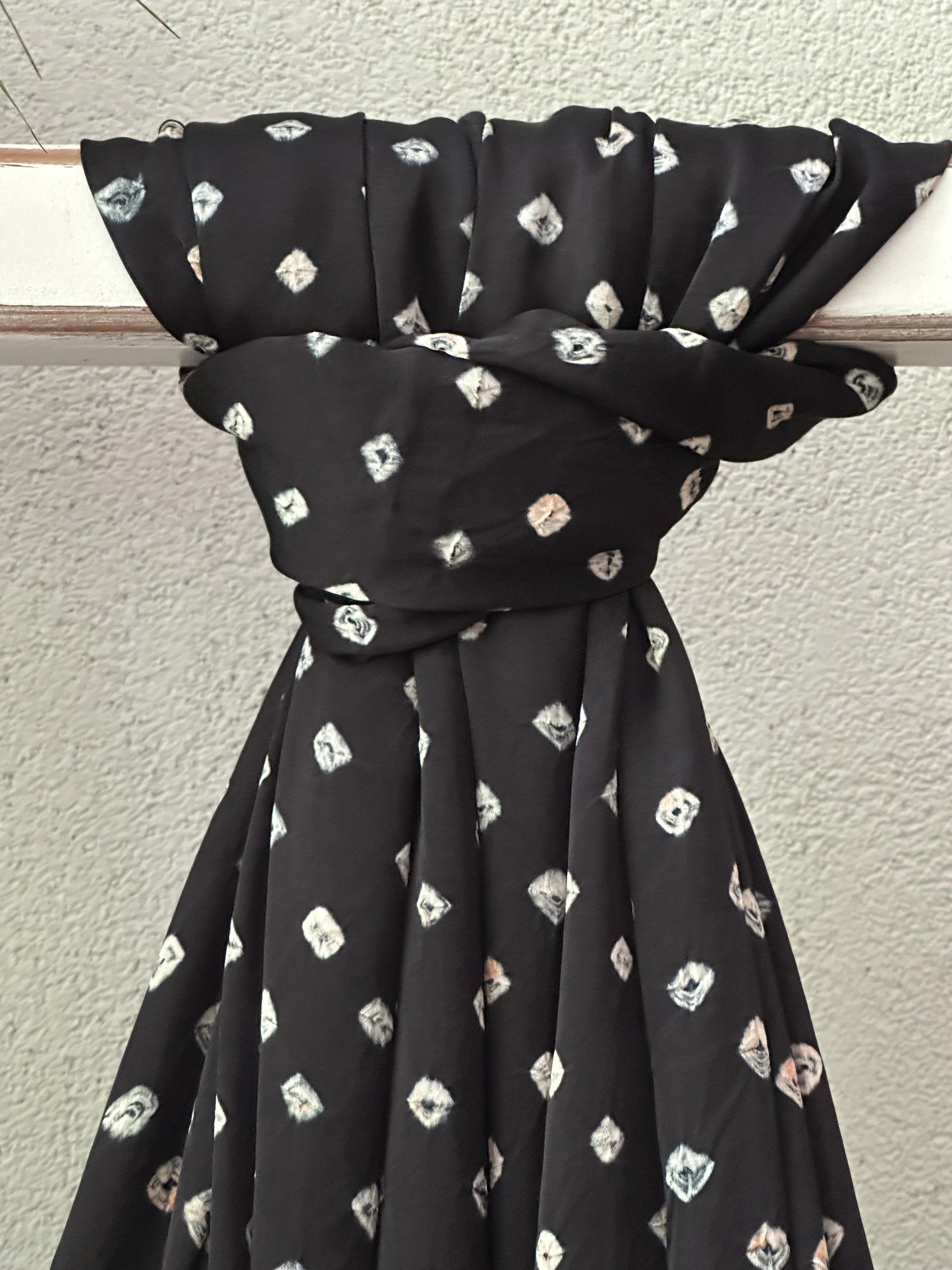 ARCHANA  BANDHANI  MODAL  DUPATTA