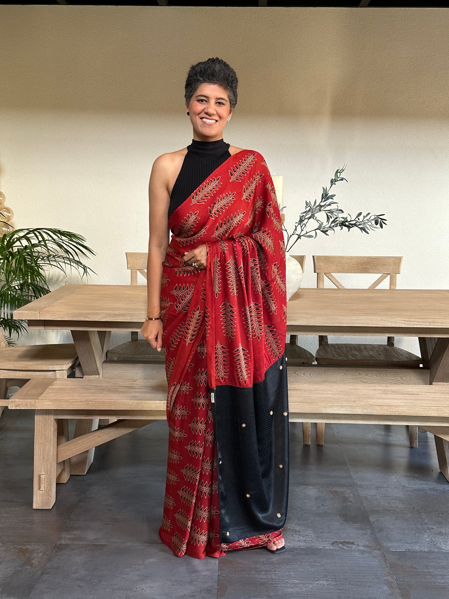 GAUTAMA MODAL SARI
