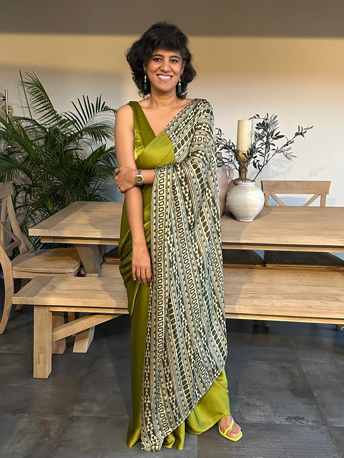SANTOSH   MODAL  SARI