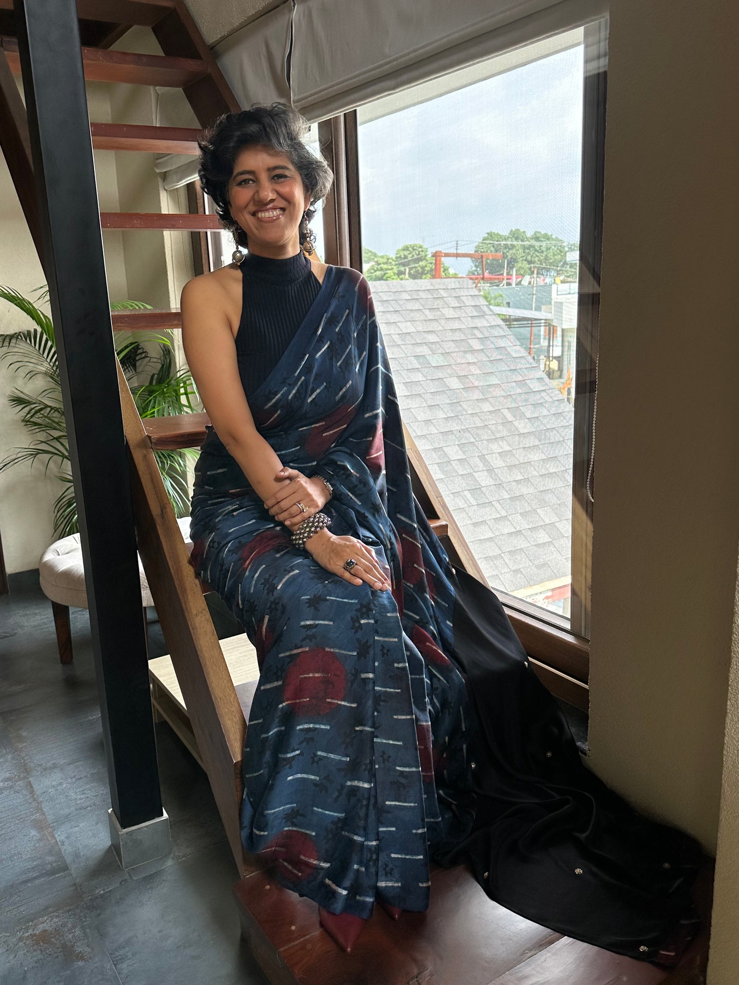 ANOOP  MODAL  SARI