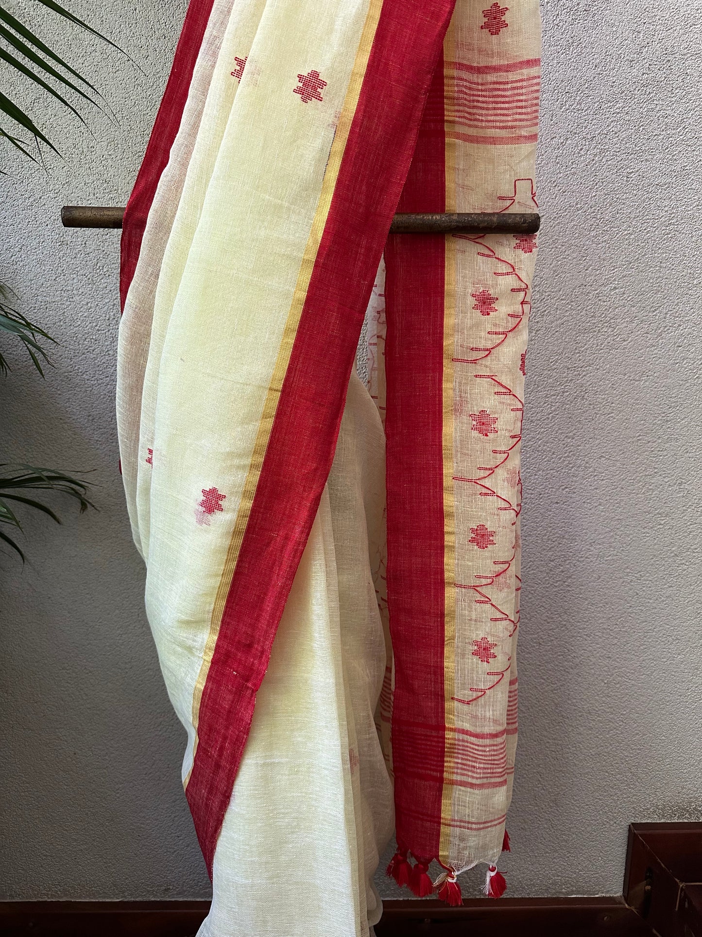PARO 3  LINEN  SARI