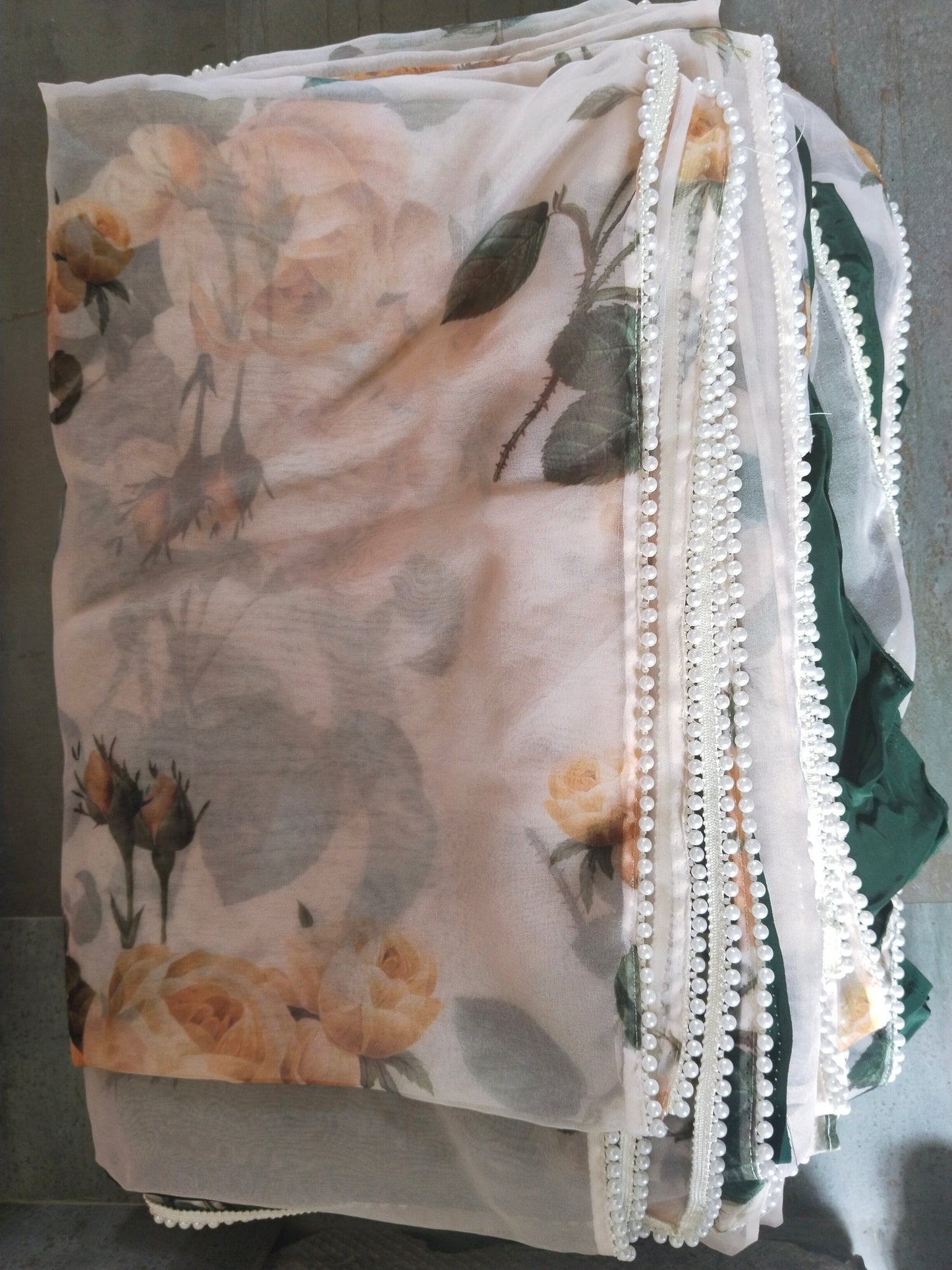 ORGANZA SARI