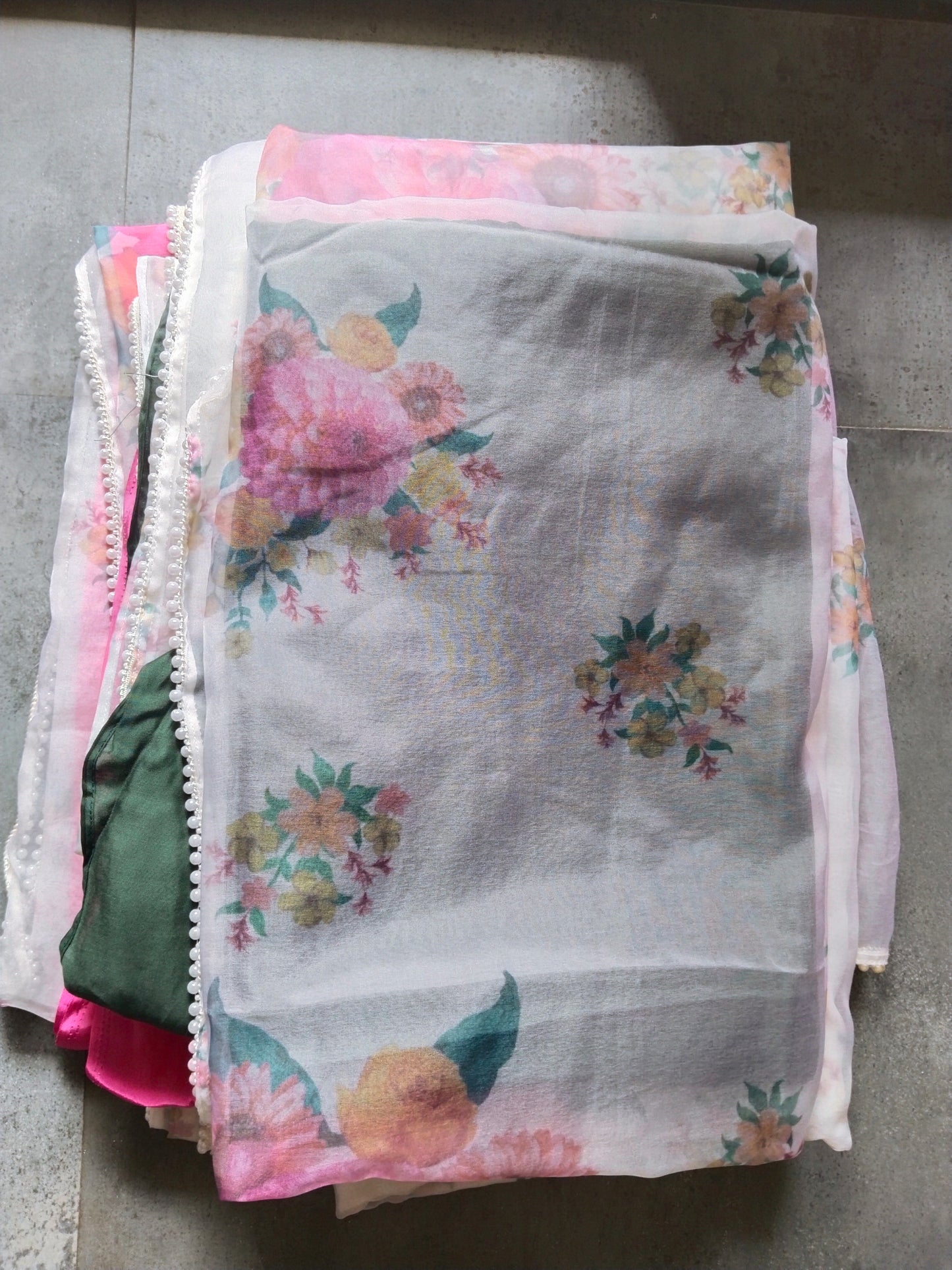 ORGANZA SARI