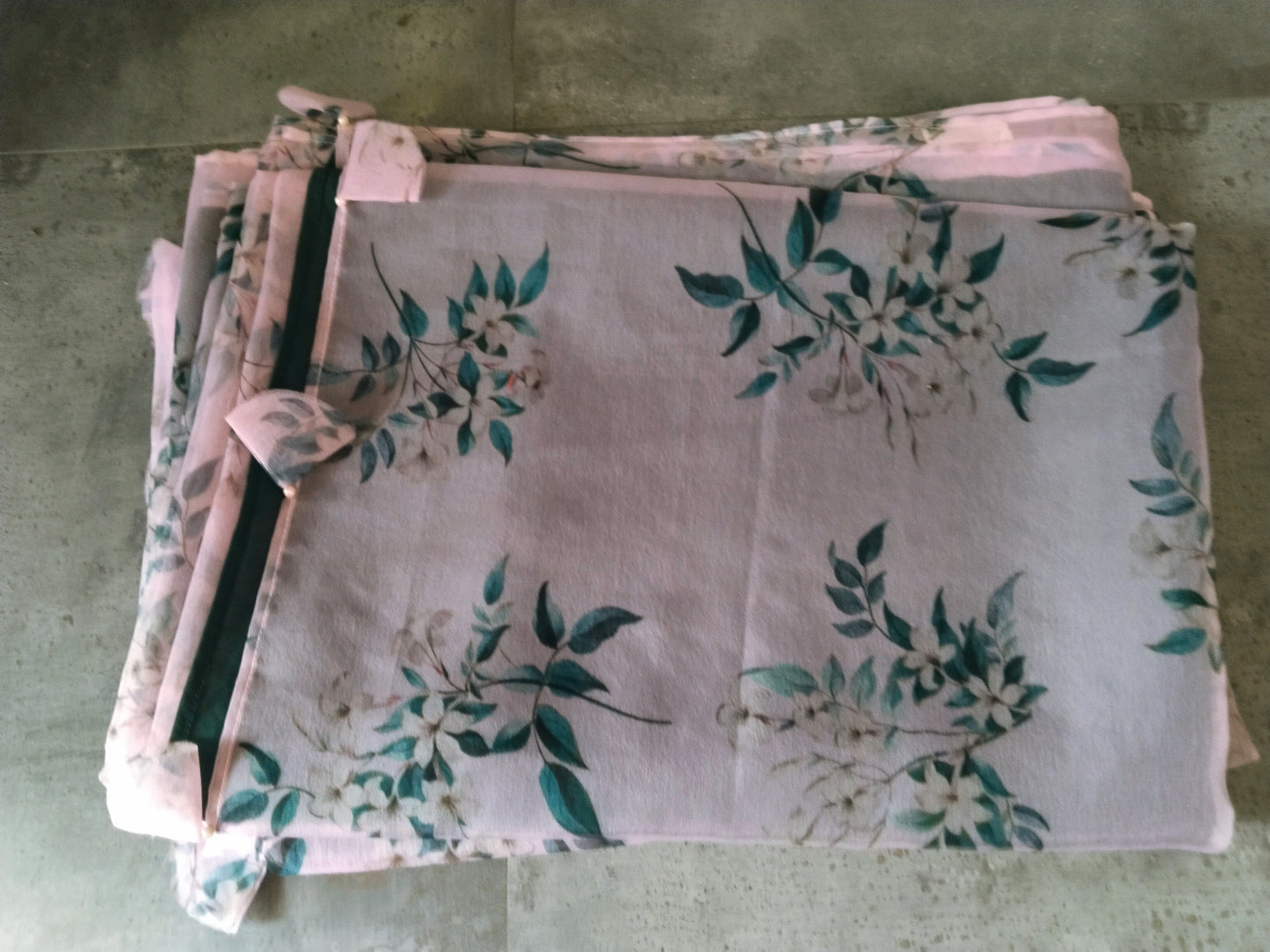 ORGANZA TASSELS 3950