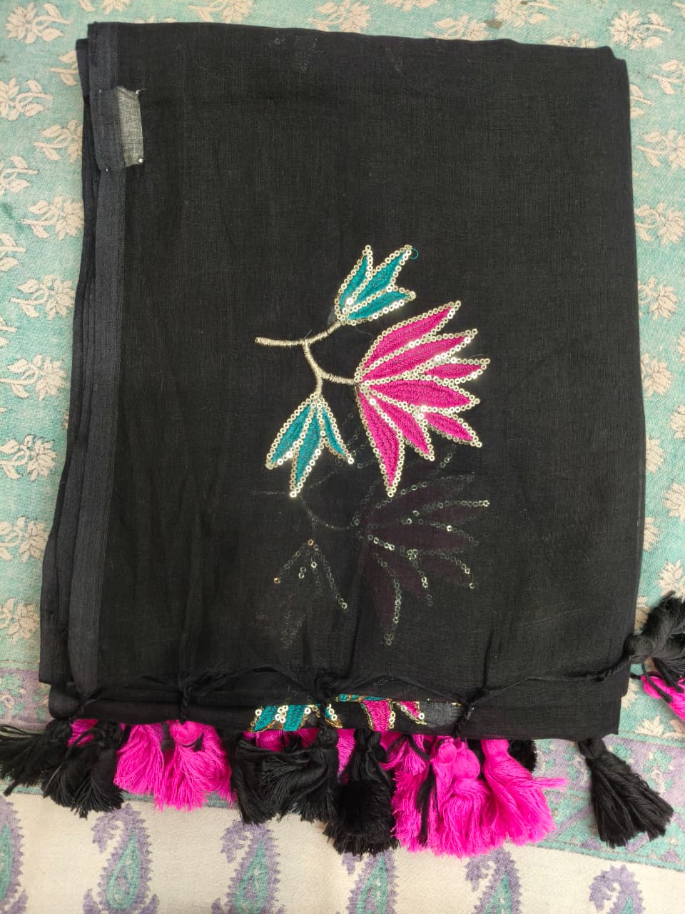 MUL COTTON  EMBROIDERY SEQUIN 1990