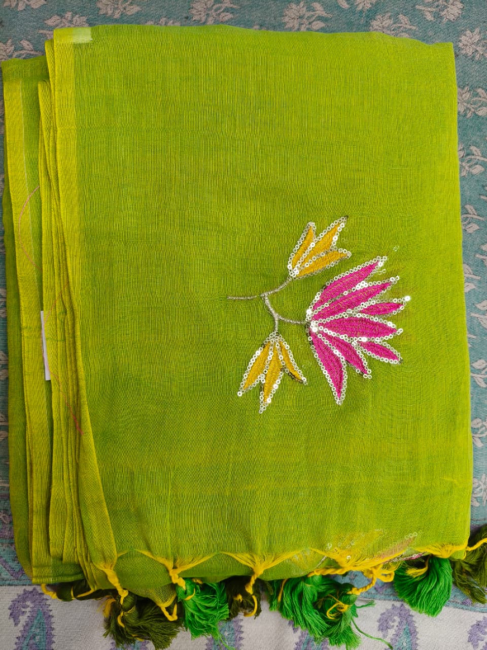 MUL COTTON  EMBROIDERY SEQUIN 1990