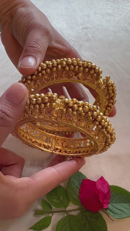 CHARVI BANGLES
