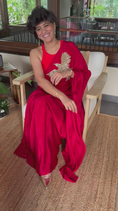 ACHIEVE -  RED  BROOCH SARI
