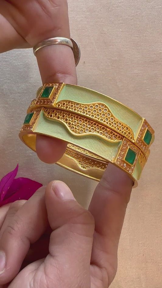NITYA BANGLES