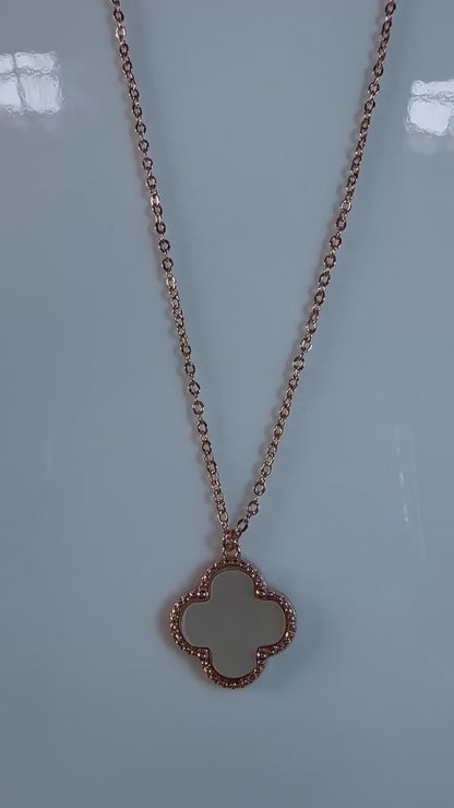 YUGITA PENDANT SET