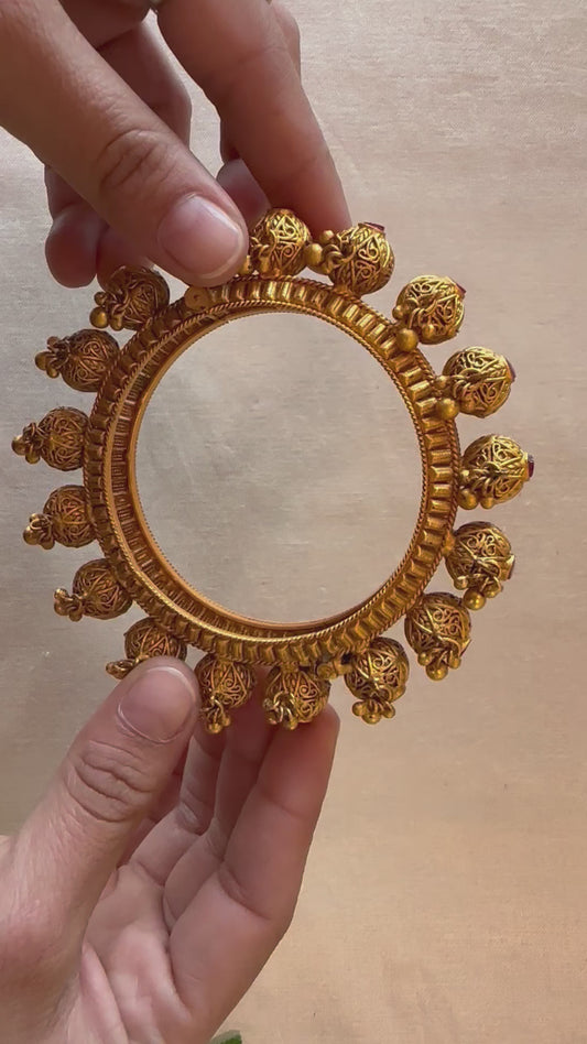 SHRUTI BANGLES