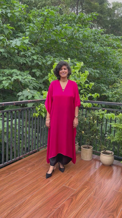 JUHI  KAFTAN