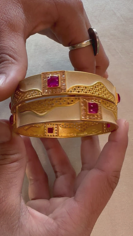 NURA BANGLES