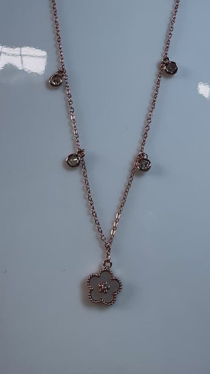 KAVYA PENDANT SET